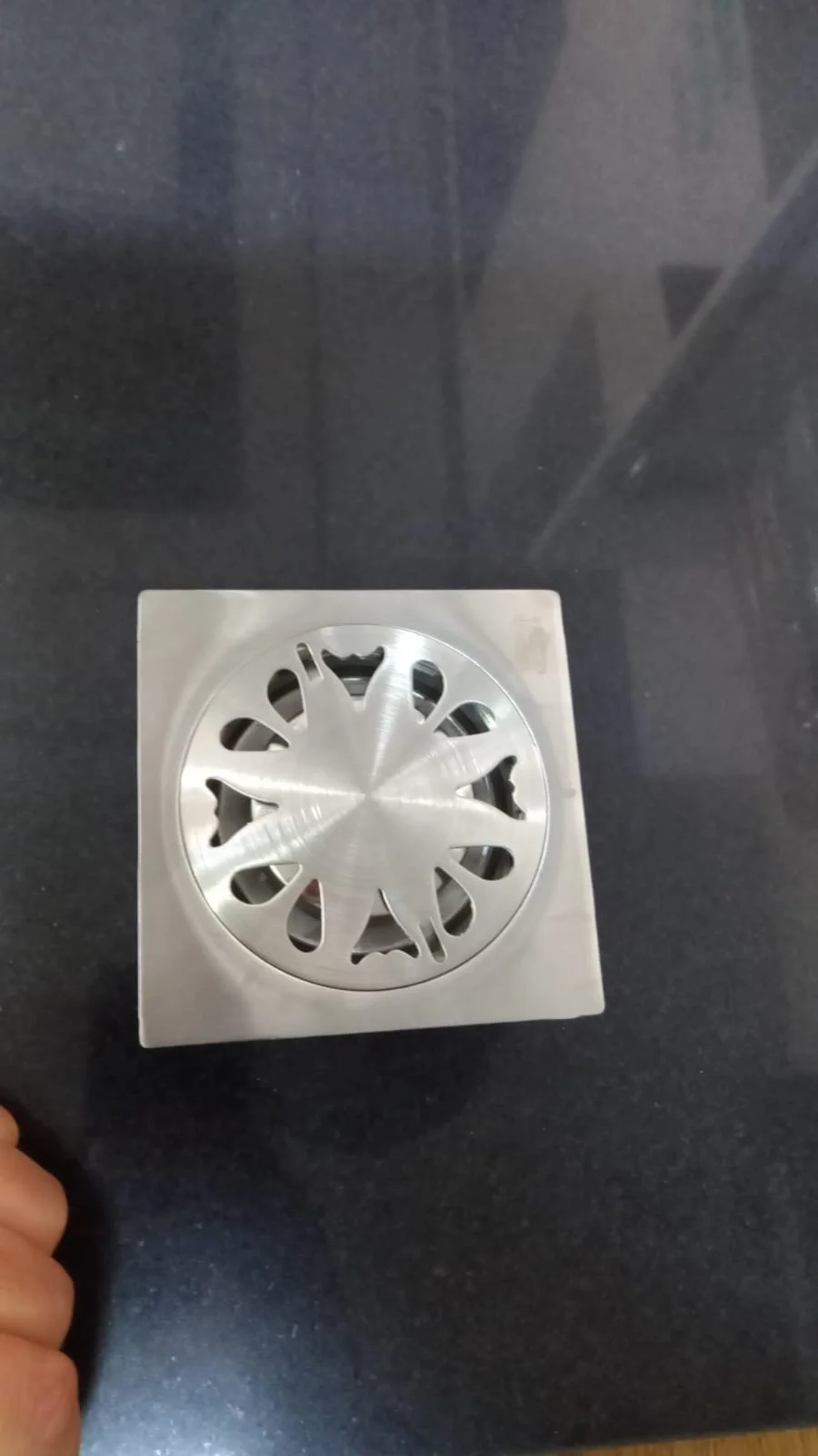 SIPHON DE SOL 10X10 CHROME ROBERT 3208A – Image 1