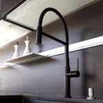 Mitigeur évier semi-professionnel noir mat – Image 2