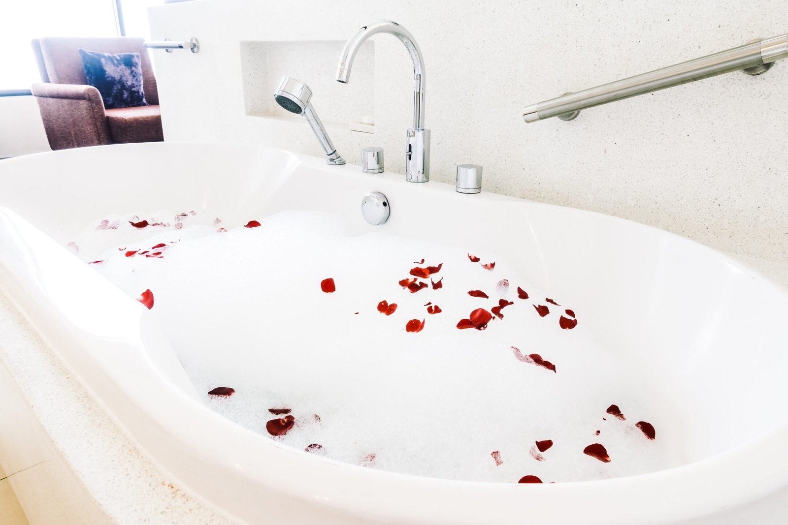 Baignoire balneo bain remous : guide complet 2026