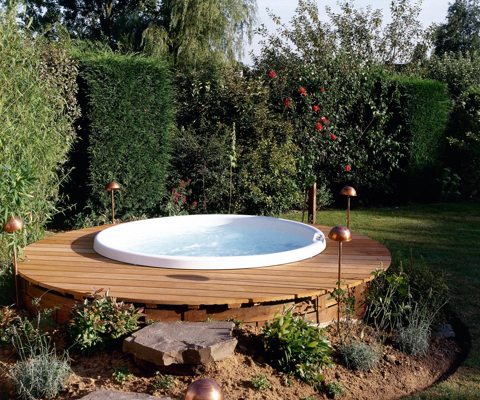 Piscine hors-sol acier