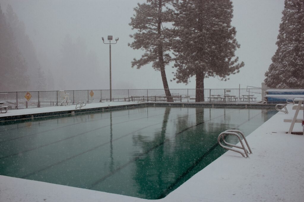 hivernage piscine béton
